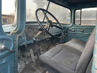 124 e500: ЗИЛ : 4.5 л | 1987 г. 174000 км Фургон — 3