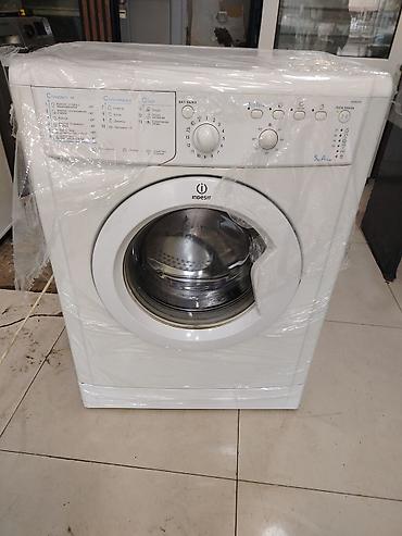 a 02s: Indesit önyükləməli paltaryuyan maşın - Yükleme tipi: ön tərəfdən - — 1
