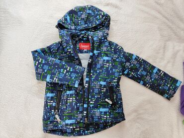 детская куртка для мальчика: Продается куртка на осень, можно и на позднюю осень для мальчика на