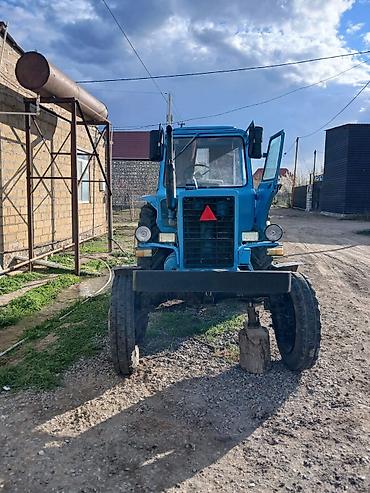 masin ucun soyuducu: MTZ tipli mavi traktor və ot biçmə/ot yığma avadanlıqları hamısı — 1