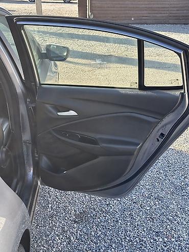 Chevrolet: Chevrolet Onix: 2020 г., Автомат, Бензин, Седан — 9