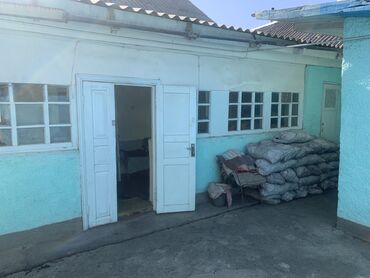 Продажа домов: Дом, 150 м², 4 комнаты, Собственник, Старый ремонт at lalafo.kg — 2 Продажа домов: Дом, 150 м², 4 комнаты, Собственник, Старый ремонт — 2