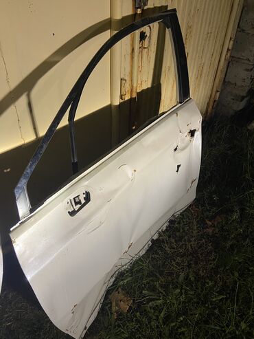 Двери и комплектующие: Задняя левая Subaru, Б/у, Оригинал — 20