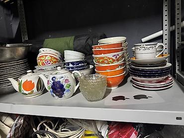 Другие товары для дома: Продаю посуду тарелки по 50-100 сом Кесе 100 белые 150 оранжевые — 14