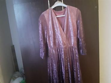 Dəstlər, kostyumlar: Məhsul: 2 qadın paltarı dəsti 1) Bənövşəyi məxməri mini don - Parça — 9