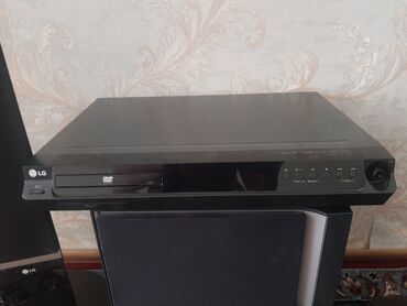 bluetooth kolonka: İşlənmiş LG Kolonka, Növ - Sabvufer, rəng - Qara