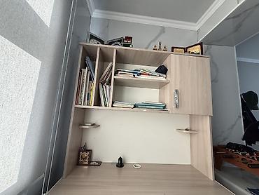 study table: Компьютерный стол, Б/у, С полками — 3