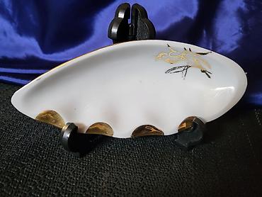 Stare vaze i dekor: Pepeljara nova Jugoporcelan. 70te. Pepeljara perfetkna sve na njoj — 2