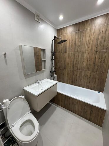 сдаю квартиру в частном доме: 2 комнаты, 55 м², Элитка, 4 этаж, Дизайнерский ремонт