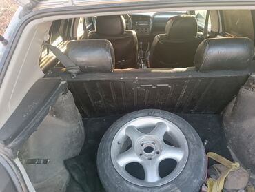 Volkswagen: Volkswagen Golf GTI: 1996 г., 2 л, Механика, Бензин, Хэтчбэк — 10