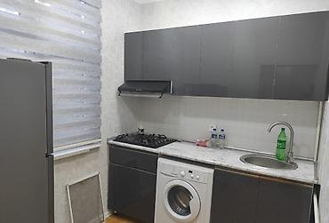 20 yanvar ecemi metrolarina yaxin 2 otaq bina evi 5/3 temirli ewyali