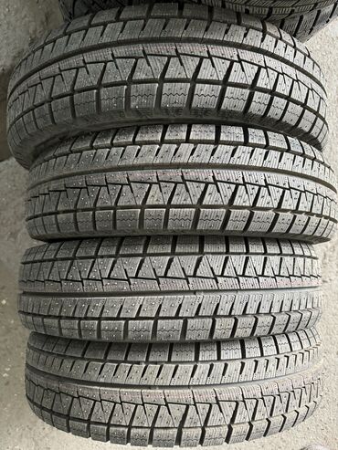 Шины: Шины 175 / 70 / R 14, Зима, Новый, Комплект, Легковые, Япония, Bridgestone