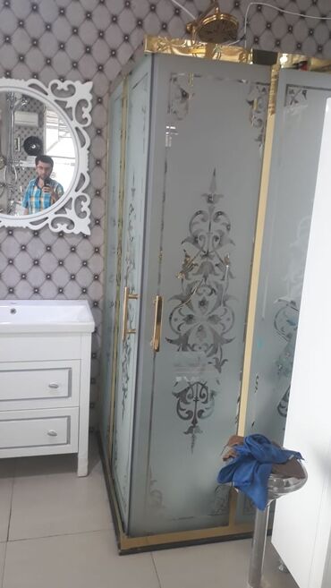 Vannalar: Hamam aksesuarları, dolab, vanna,cambalkon,  kabin, arakesme ve — 9