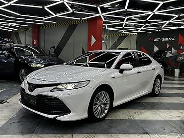 Toyota: Toyota Camry: 2019 г., 2.5 л, Вариатор, Гибрид, Седан — 4