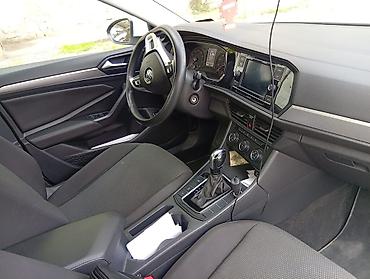 led spoyler: Volkswagen Jetta: 1.4 l | 2020 il Sedan — 7