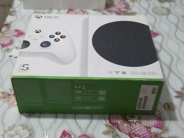 xbox seri s: Xbox Series S oyun konsolu – 512 GB SSD Xüsusiyyətlər: - Rəng: ağ — 1