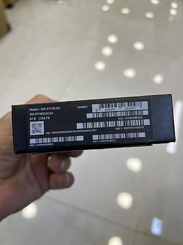 galaxy s25 fe: Samsung Galaxy S23 FE, 256 GB, rəng - Boz, Simsiz şarj, Barmaq izi, İki sim kartlı — 5