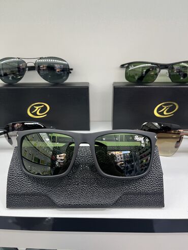 Eynəklər: Gün eynəyi, Ray-Ban, Yeni — 19