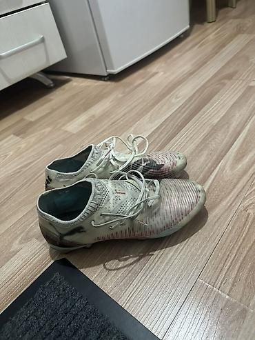 air jordan 4: Футбольные бутсы Puma future Модель выполнена в светлом цвете с — 1