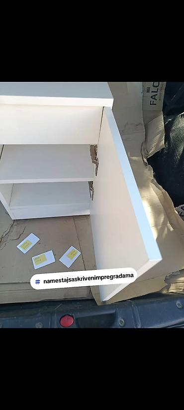 Dressers: -Ormaric sa skrivenim pregradama se se moze izraditi od materijala kao — 2