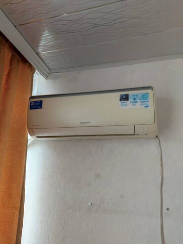 Uzunmüddətli kirayə mənzillər: Yasamal rayonu, Şərifzadə küçəsində, Abad bina, 9-mərtəbəli binanın -da lalafo.az — 16 Uzunmüddətli kirayə mənzillər: Yasamal rayonu, Şərifzadə küçəsində, Abad bina, 9-mərtəbəli binanın — 16