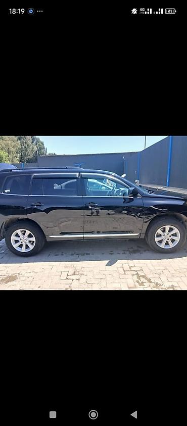 третий ряд сидения: Toyota Highlander: 2012 г., 3.5 л, Автомат, Бензин, Кроссовер — 4