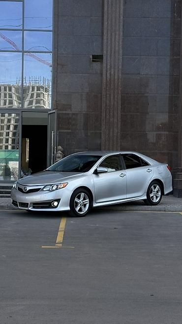 Toyota Camry: 2013 г., Автомат, Бензин, Седан