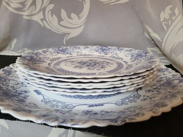 Kuhinjski setovi: Servis arkopal za torte,kolace Francuska iz 80ih. Sevis je perfektan — 10
