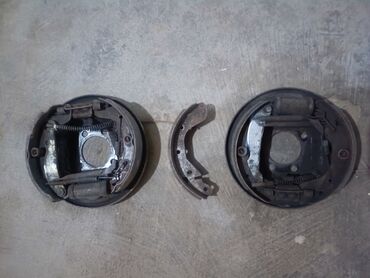 дэу нексия 2012: Задние барабанные тормозные механизмы в сборе от Нексии Состав: - 2