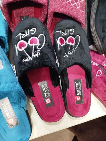 Домашние тапочки: Домашние тапочки GEZER - Мягкие плюшевые тапочки-мулы с открытой — 3