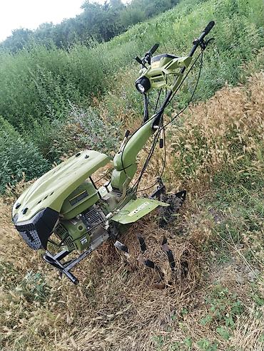 015 maşını: Benzinlə işləyən kultivator/motoblok - Təxminən 6.5 HP gücə malik — 1
