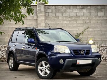 лампа для машины: Nissan X-Trail: 2002 г., 2 л, Автомат, Бензин, Кроссовер