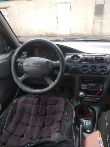 евро прицеп: Ford Escort: 1998 г., 1.4 л, Механика, Бензин, Универсал
