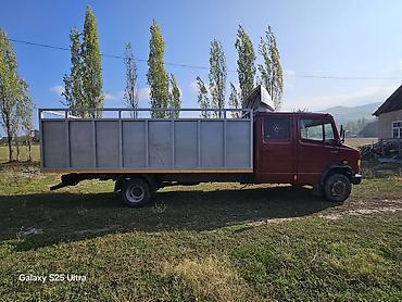8000 машины: Грузовой автомобиль Mercedes-Benz 814D (двухрядная кабина — 5