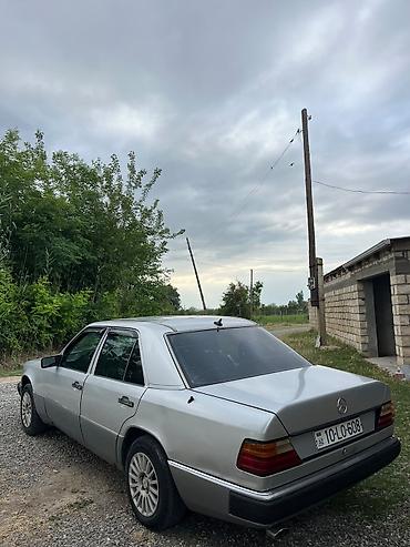 mercedes mühərriki: Mercedes-Benz W124: 2 l | 1991 il Sedan — 5