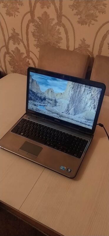 ikinci el dell laptop: Salam aleykum prablemi yoxdu işlek vəzyətdədi bir batareyası yoxdu