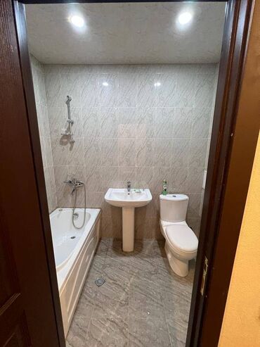 Uzunmüddətli kirayə mənzillər: Yasamal rayonu,Asan xidmətin arxasında,Mida yaşayış kompleksində,12 — 7