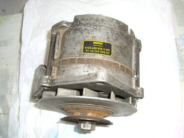 Auto delovi: Ispravan alternator BOSCH 14 V 35 A skinut sa OPEL Kadetta — 4