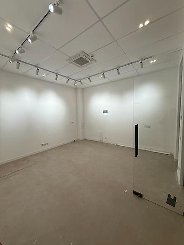 сдаю место цум: Сдаю Офис целиком: IT-компания, Авиакасса, Фотостудия, 24 м², В торговом центре, С ремонтом, Первая линия, С отдельным входом, С системой безопасности — 2