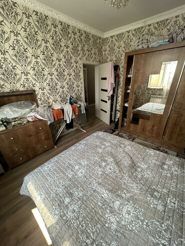 Həyət evləri və villaların satışı: Binəqədi qəs. 3 otaqlı, 100 kv. m, Kredit yoxdur, Yeni təmirli -da lalafo.az — 3 Həyət evləri və villaların satışı: Binəqədi qəs. 3 otaqlı, 100 kv. m, Kredit yoxdur, Yeni təmirli — 3