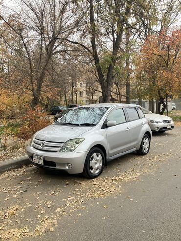 японский мини трактор с куном: Toyota ist: 2004 г., 1.5 л, Автомат, Бензин, Хетчбек
