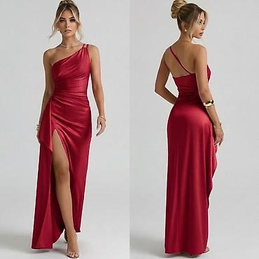 duga 9: Elegantna duga haljina na jedno rame
2800 din
S M L — 1