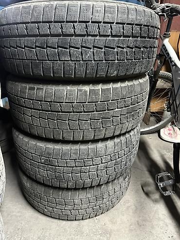 315 60: Зимние шины, комплект из 4 штук. 215/55/17 Dunlop winter max - Тип — 1