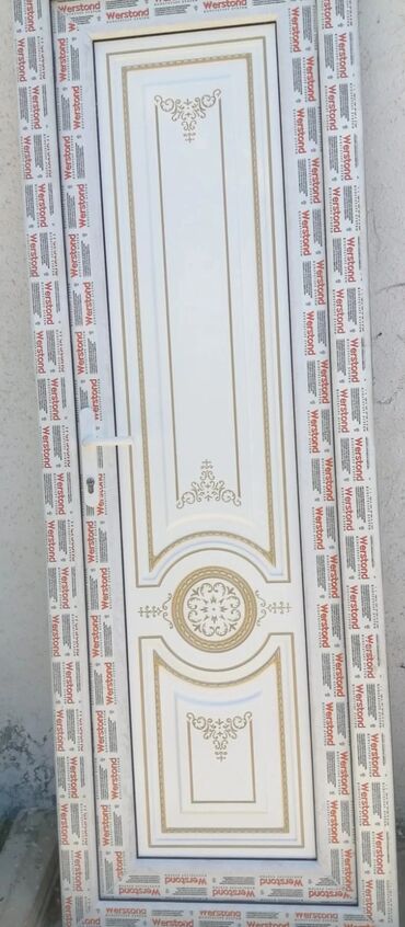 Plastik qapılar: Yeni Plastik qapı Zamok ilə, Zəmanətli, Pulsuz quraşdırma, Ödənişli çatdırılma, Rayonlara çatdırılma — 11