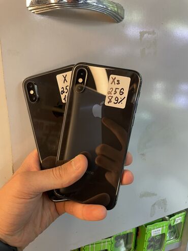 Apple iPhone: IPhone Xs, Б/у, 256 ГБ, Черный, Защитное стекло, Чехол, 100 %