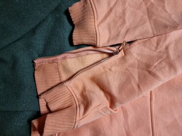 Толстовки, худи: Худи персикового цвета с капюшоном и карманом-кенгуру. Мягкий трикотаж — 11