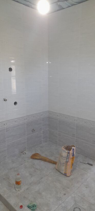 Укладка плитки: Подготовка стен для укладки, Подготовка стен для грунтовки, Резка плитки | Керамическая плитка, Керамогранитая плитка, Мозаичная плитка | Вертикальная укладка, Диагональная укладка, Горизонтальная укладка Больше 6 лет опыта — 11