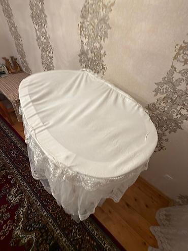 Beşiklər: Oğlan və qız üçün, Yeni, Yumru, Beşik, Dəstsiz, Matras ilə, Yellənmə mexanizm ilə — 2