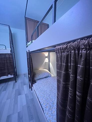 Аренда отелей и хостелов: Пишпекте Хостел ачылдыЭркек балдарга !!!!!! Баардыгы жанытаза — 4