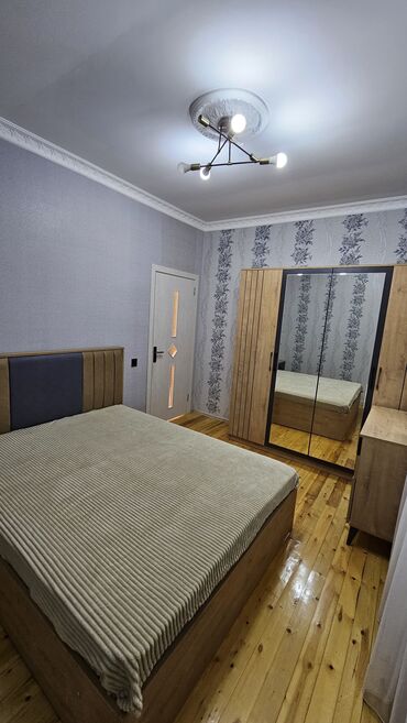 Həyət evi alıram: 110 kv. m, 2 otaqlı, Kombi, Qaz, İşıq